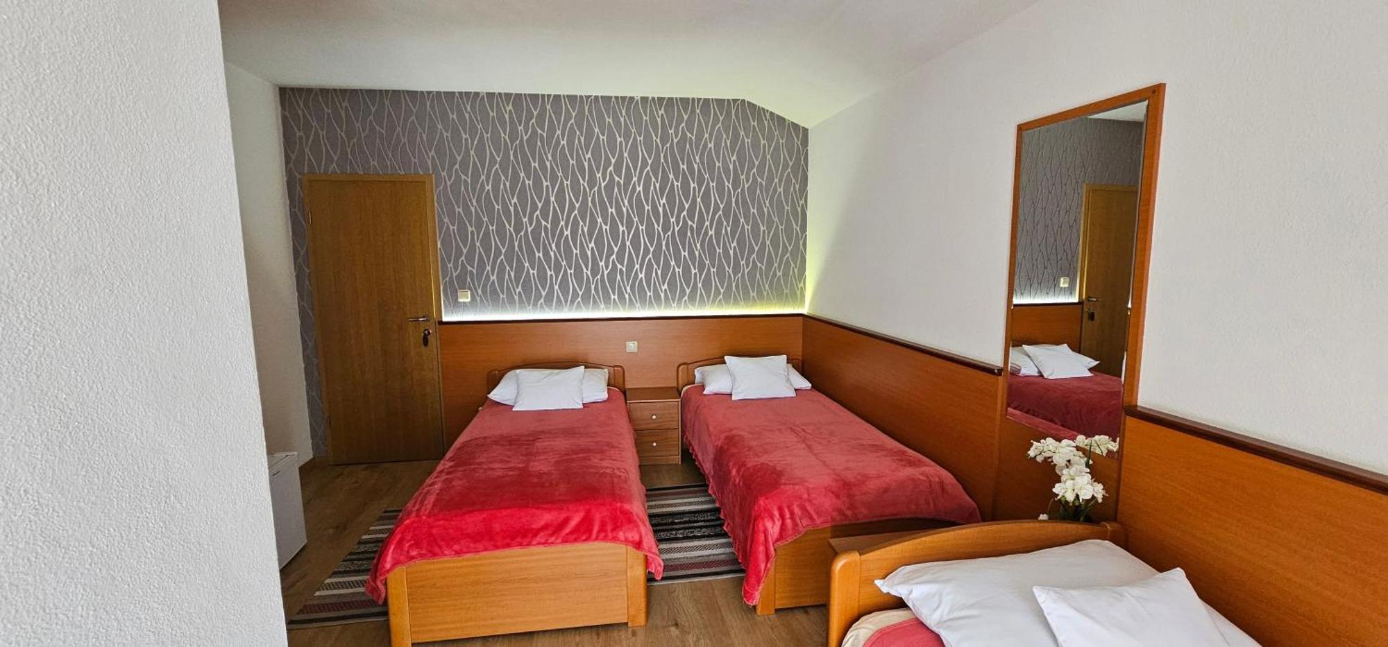Sobe/Rooms Riva Zára Kültér fotó